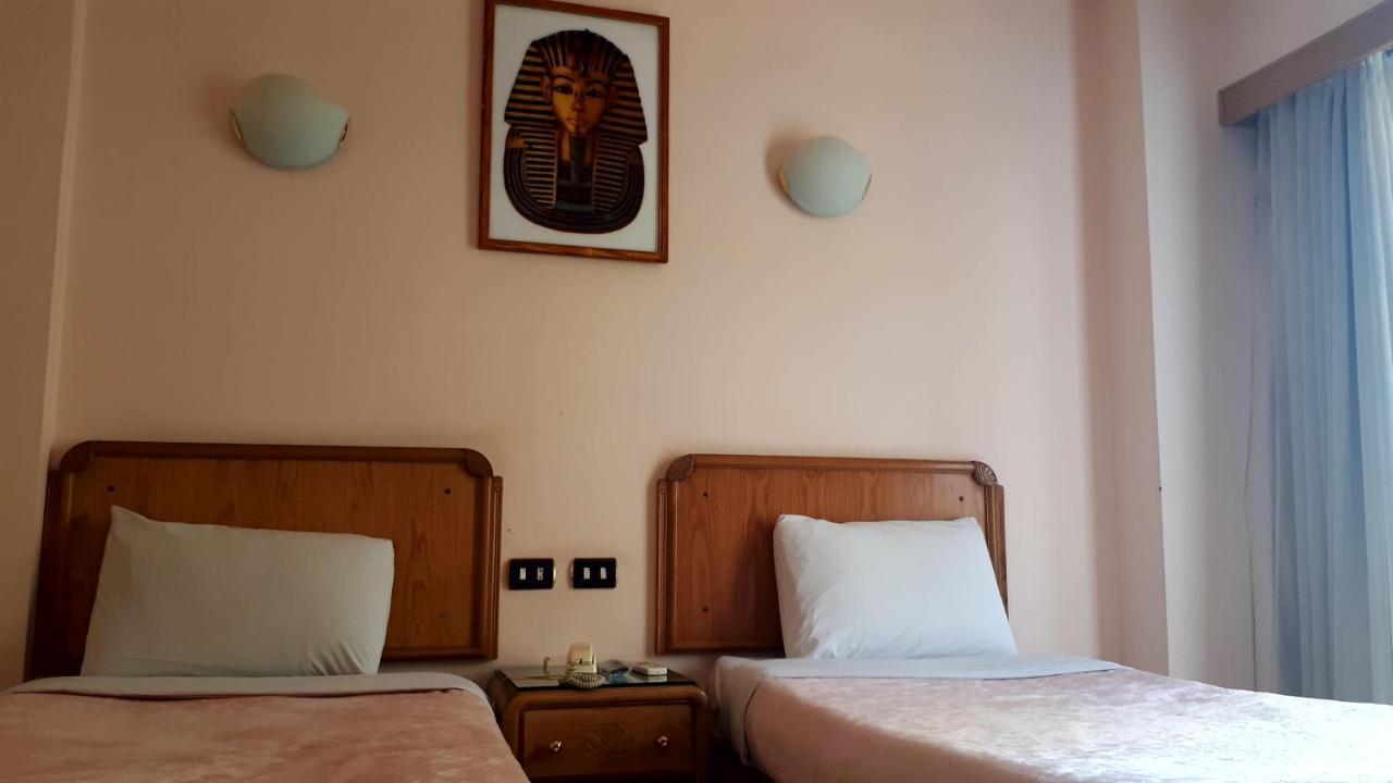 New Pola Hotel Luxor Luaran gambar