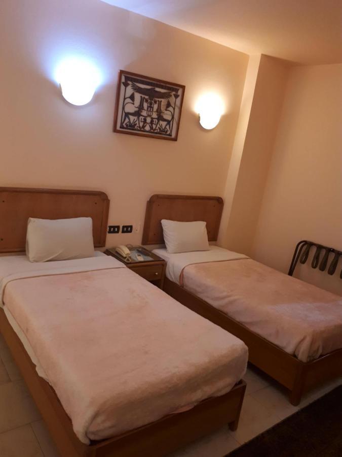 New Pola Hotel Luxor Luaran gambar