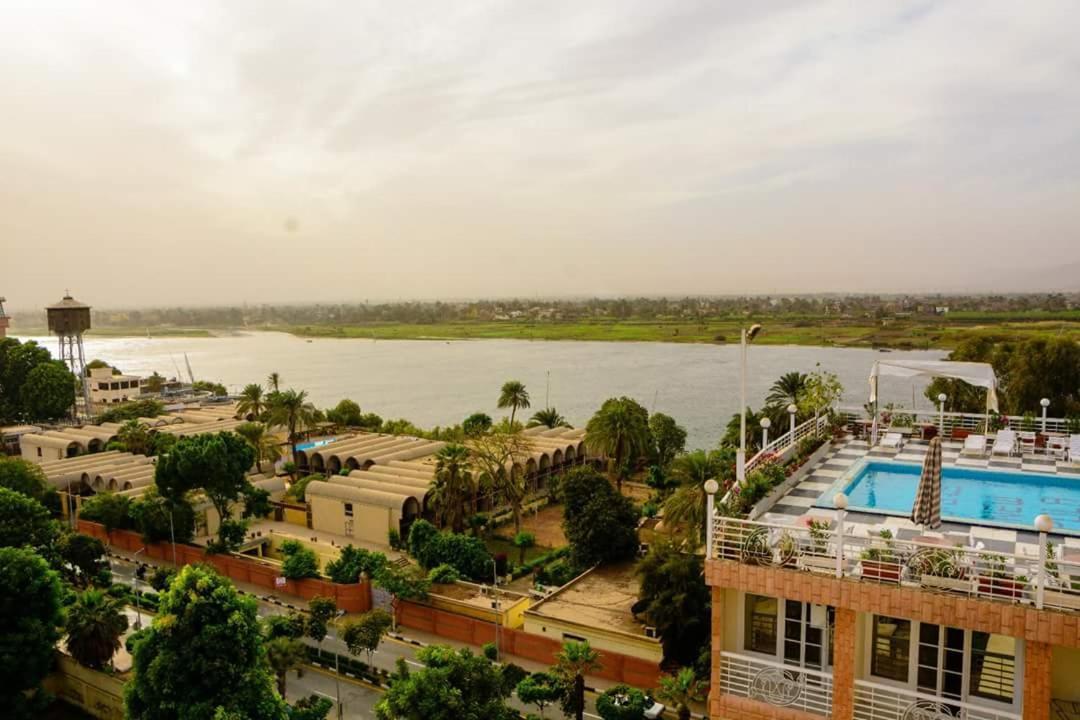 New Pola Hotel Luxor Luaran gambar