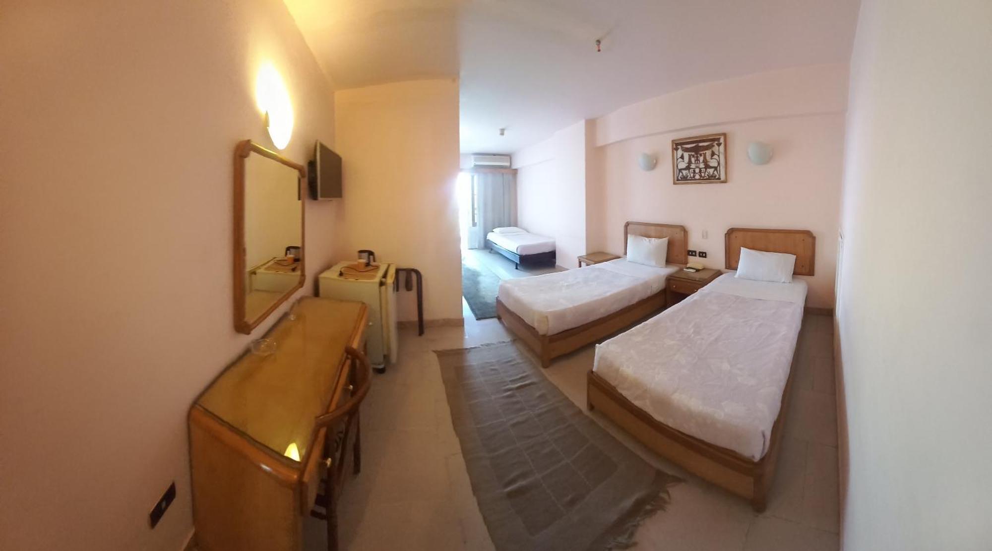 New Pola Hotel Luxor Luaran gambar