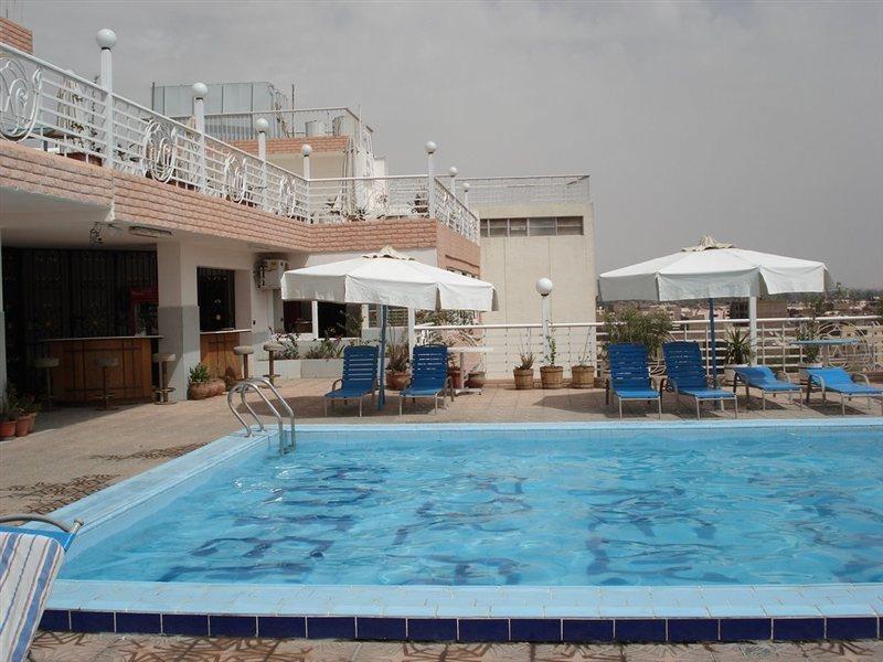 New Pola Hotel Luxor Luaran gambar