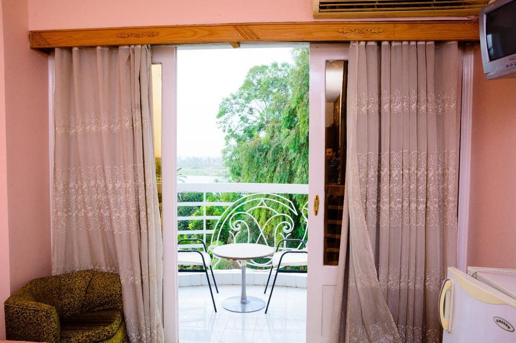 New Pola Hotel Luxor Luaran gambar