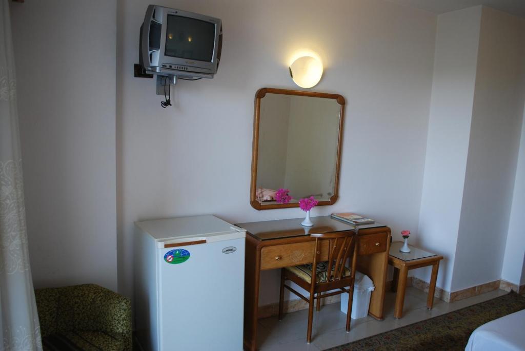 New Pola Hotel Luxor Luaran gambar